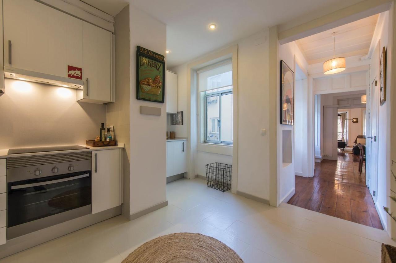 Lovelystay - Chiado 2 Bedroom Charm! Lisboa Extérieur photo